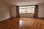 Apartamento à venda, com 3 dormitórios, 2 vagas, de 160m². Cerqueira César.