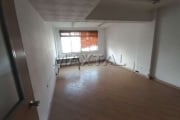 Sala comercial em Santana com 30m², ao lado das Casas Bahia da Voluntários .