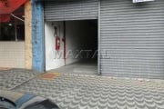 Galpão para alugar de 550m². Com 2 portas e 2 banheiros, na Avenida Imirim.