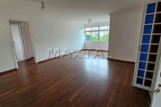 Apartamento com 105m², 3 quartos, 1 suíte, 3 banheiros, 2 vagas e 2 salas. Próximo metrô Santana.