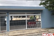 Sobrado de esquina de 365m²,  com 3 moradias, à venda na Vila Ede. Com 9 dormitórios e 5 vagas.