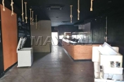 Salão comercial, 160m², 2 banheiros, cozinha, pronto para ramo alimenticio, na Santa Inês;