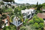 Casa à venda no Jardim Floresta. De 350 m², 4 suítes, 6 banheiros e Piscina.