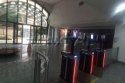 Sala Comercial para Locação em Santana Prédio com ótima estrutura, Ar, copa, banheiros e depósito.