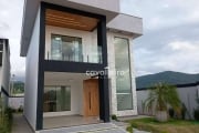 Casa em Condomínio, com 3 quartos, sendo 1 suíte, Piscina, Área Gourmet, com 160 m², à venda por R$ 795.000 - Ubatiba - Maricá/RJ