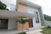 Casa Duplex em Condomínio Fechado, com 136 m², 3 Suítes, área Gourmet, à venda por R$ 740.000 , Inoã - Maricá/RJ