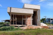 Casa com 3 quartos, sendo 1 suíte, em Condomínio Fechado,  à venda, 100 m² por R$ 600.000 - Maricá/RJ