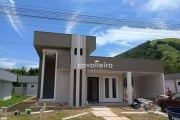 Casa Linear, 3 quartos sendo 1 suíte, área gourmet, à venda por R$ 635.000 , Marica - RJ