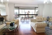 Espaçoso apartamento de 226m² sendo 04 suites + 04 vagas!