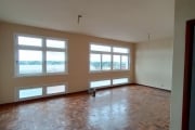 Apartamento com 140 m² de área útil, 4 dormitórios e uma vista deslumbrante e definitiva para a Serra do Mar!