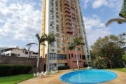 Apartamento vista deslumbrante para o Guaíba, com apenas duas unidades por andar.&lt;BR&gt;São 03 Dormitórios, sendo 01 suíte, living 02 ambientes  com lavabo  em mármore Travertino,  dependência de e