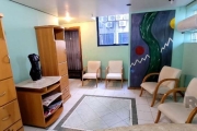 Conjunto para venda na Praça Dom Feliciano, centro de Porto Alegre RS com área privativa de 70,35m².  De frente. &lt;BR&gt;Conjunto amplo com 2 ou 3 salas de atendimento + sala de arquivo,  sala de al