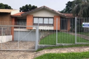 Excelente casa térrea, bairro Assunção             (coração da zona sul)&lt;BR&gt;4 dormitórios, com 4 vagas de garagem, 2 salas, living, hall de entrada.&lt;BR&gt;Ensolarada e bem arejada.&lt;BR&gt;P