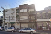 Amplo apartamento localizado na Rua Mariante, 941, no bairro Rio Branco, Porto Alegre. Com uma área privativa de 104 m², este imóvel é ideal para quem busca conforto e espaço. Conta ainda com uma ótim