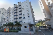 Apartamento semimobiliado a venda em Canoas, bairro centro, próximo ao Canoas Shopping. Conta com 2 quartos, sala, cozinha, banheiro, sacada, churrasqueira, vaga de garagem coberta, excelente posição 