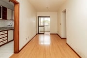 Apartamento no bairro Vila Ipiranga, com 85,61 m², no 4º andar. Imóvel com 02 dormitórios, sala de estar/jantar, sacada com churrasqueira, cozinha com armários, banheiro social, área de serviço, junke