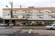 Excelente apartamento com 03 dormitórios, sala cozinha, banheiro social, dependência de empregada banheiro auxiliar, com uma vaga de garagem.&lt;BR&gt;Possui área de serviço, cozinha, sala com armário