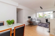 Apartamento mobiliado e decorado, localizado no bairro  Higienópolis, com 76,40m² no 8º andar. Imóvel com 03 dormitórios, sendo uma suite, sala de estar/jantar, cozinha completa, banheiro social, área