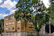 Apartamento de 3 dormitórios com uma suite , excelente localização  no bairro Higienópolis .Desocupado  e quitado .  Gesso em todos os comodos , area de serviço fechada.,separada da cozinha , peças am