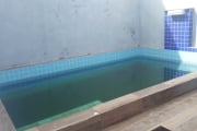 CASA COM PISCINA À 60 METROS DA PRAIA