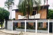 Casa para venda em Vila Trujillo de 234.00m² com 4 Quartos, 1 Suite e 5 Garagens