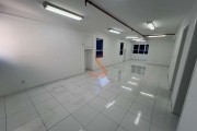 Sala Comercial para venda em Centro de 81.00m² com 2 Garagens