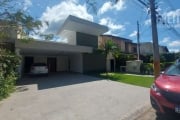 Casa para venda em Alphaville de 300.00m² com 3 Quartos, 3 Suites e 5 Garagens