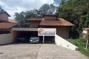 Casa de Condomínio para venda e aluguel em Granja Viana de 200.00m² com 3 Quartos, 1 Suite e 4 Garagens