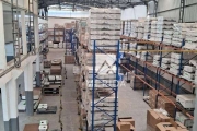 Galpão / Depósito / Armazém para alugar em Campestre de 1700.00m²
