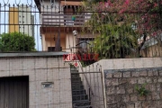 Casa com 3 quartos à venda na Rua Caldre e Fião, 54, Santo Antônio, Porto Alegre