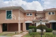 Casa de Condomínio com 3 Quartos e 4 banheiros à Venda, 180 m²