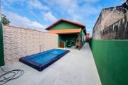 Casa com piscina e area de churrasco em Itanhaem.