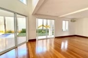 Casa à Venda com 608m², 4 dormitórios, 4 suítes, 2 salas e 8 vagas!!!