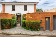 Casa à Venda com 410m², 4 dormitórios, 4 suítes e 6 vagas!!!