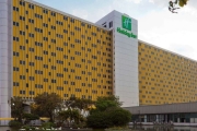 Holiday Inn Parque Anhembi, quarto de hotel para investimento com 26m² e 01 vaga de garagem