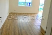 Sala comercial sem mobiliá com 48m² com 1x vaga e fica ao lado do Sesc Pinheiros. Consulte-nos.