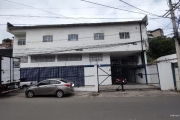 Excelente galpão na Barros Reis com 899m²