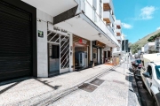 Excelente apartamento terreo com 3 quartos na Olegario Maciel  no Bairro Paineiras