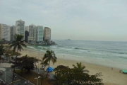 Praia de Pitangueiras, Prédio Frente Total para o Mar, Próximo ao Shopping, Garagem, Vista ao Mar.