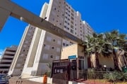 Apartamento à venda no La Sicilia com dois quartos, cozinha com armários e churrasqueira.