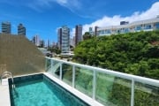 LINDA COBERTURA DUPLEX NO CONDOMÍNIO COSTA ESPANHA, COM 129M². DUAS SUÍTES, NASCENTE, FINAMENTE DECORADA, PISO EM PORCELANATO, CLIMATIZADA,