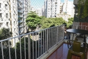 Lindo Flat com garagem e proximo ao Metrô