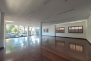 Casa sobrado comercial no Jd. Esplanada para locação.