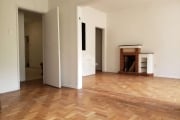 OPORTUNIDADE! APARTAMENTO ALPLO E REFORMADO