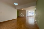 Apartamento reformado de 190m², paralelo à Av. Paulista e a 500mts. do metrô, com 3 quartos e 1 vaga de garagem.