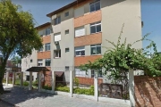 Amplo apartamento de dois quartos com 61m², frente, no Jardim do Salso