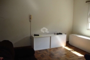 bom apartamento 02 dormitórios, semi-mobiliado, bairro cristal em Porto Alegre