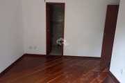 Apartamento 3 quartos no Bairro Jardim Itú em Porto Alegre