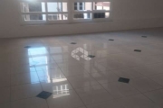 Oportunidade Imperdível: Sala Comercial no Centro Histórico de Porto Alegre!