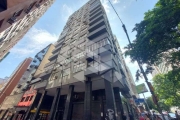 Atenção investidor! Sala comercial à venda no bairro Centro Histórico, Porto Alegre, ventilada, reformada, área privativa de 17,50 m².